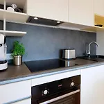 Modena Maris-heated Pool-grill-relax-jacuzzi * أوباتيا