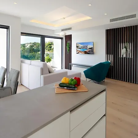 Modena Maris-heated Pool-grill-relax-jacuzzi * Abbázia