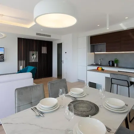 Apartament Modena Maris-heated Pool-grill-relax-jacuzzi Ičići