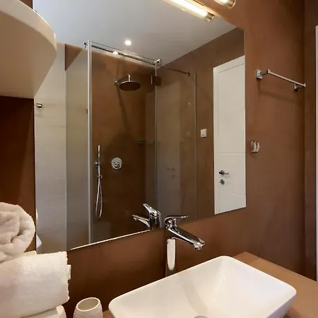 Apartament Modena Maris-heated Pool-grill-relax-jacuzzi Ičići