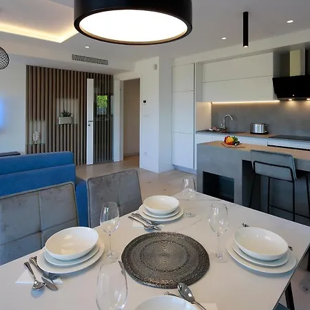 Apartament Modena Maris-heated Pool-grill-relax-jacuzzi Ičići