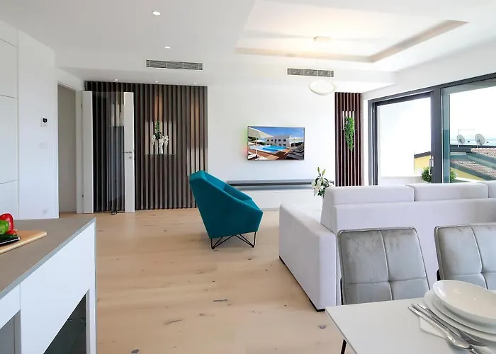Modena Maris-heated Pool-grill-relax-jacuzzi Lejlighed *