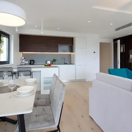 Apartamento Modena Maris-heated Pool-grill-relax-jacuzzi Ičići