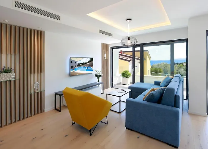 Modena Maris-heated Pool-grill-relax-jacuzzi * Οπατία