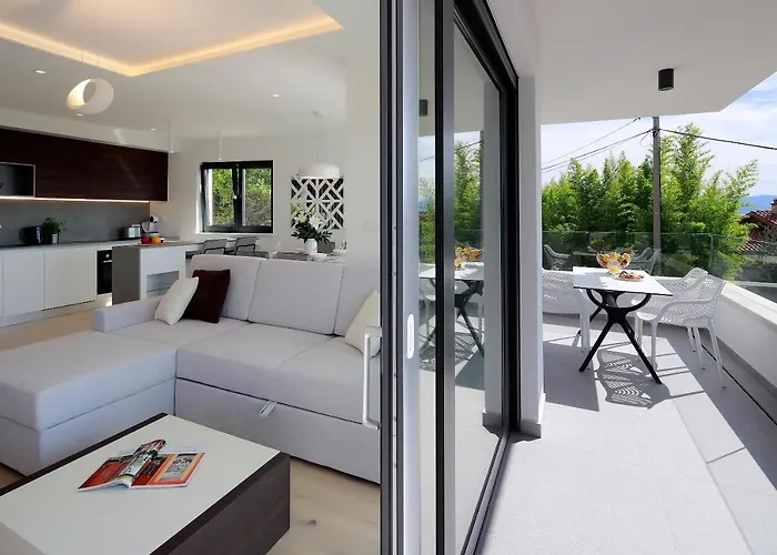 Modena Maris-heated Pool-grill-relax-jacuzzi Apartment Opatija
