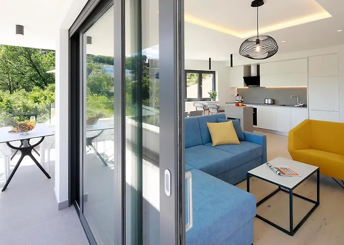 Modena Maris-heated Pool-grill-relax-jacuzzi * Οπατία