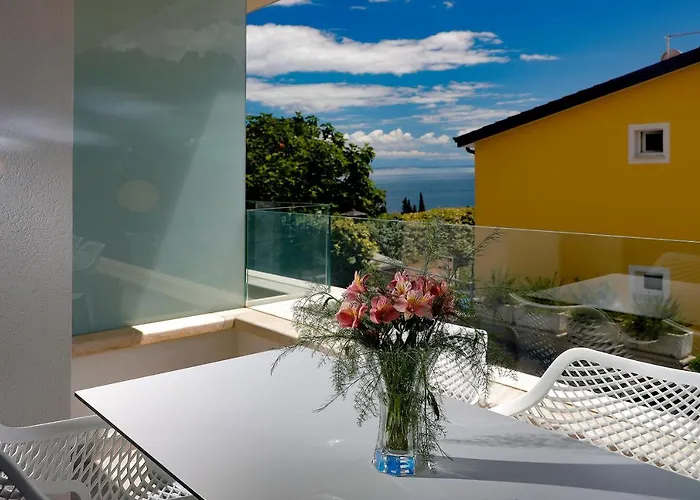 Apartment Modena Maris-heated Pool-grill-relax-jacuzzi *