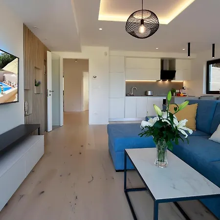 Modena Maris-heated Pool-grill-relax-jacuzzi Appartement Opatija