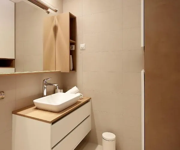 Appartement Modena Maris-heated Pool-grill-relax-jacuzzi