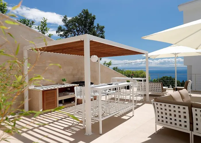 Modena Maris-heated Pool-grill-relax-jacuzzi Appartement Opatija