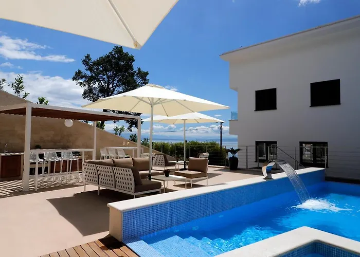 Appartement Modena Maris-heated Pool-grill-relax-jacuzzi